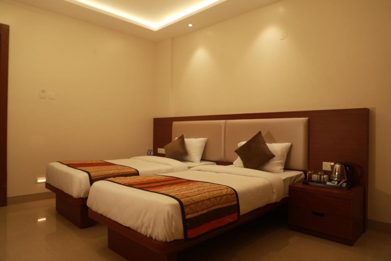 Serenity By Monarch, Baner Pune Meribel Village Екстер'єр фото