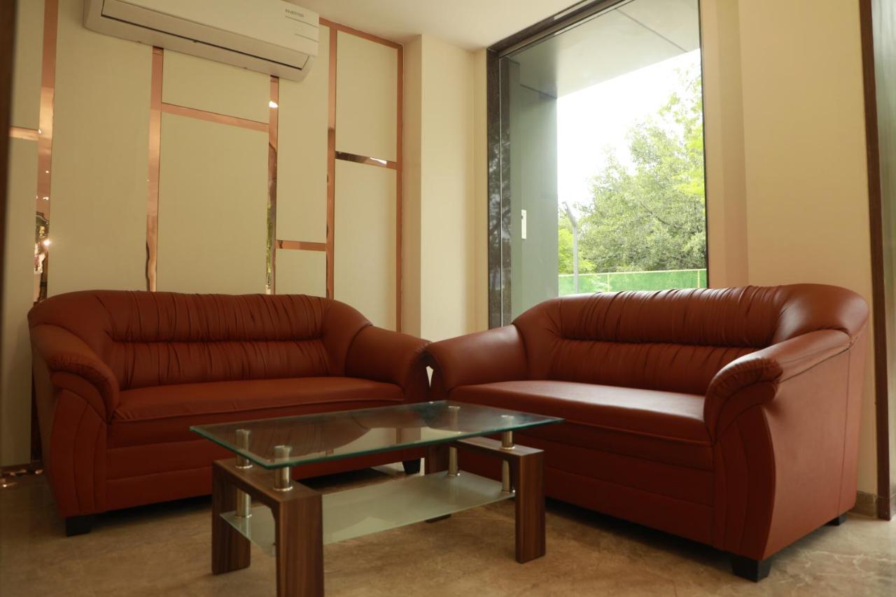 Serenity By Monarch, Baner Pune Meribel Village Екстер'єр фото